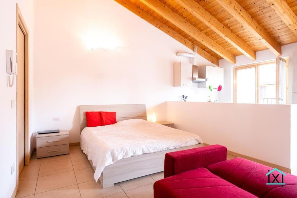 Travedona Loft By Lake Ixihome Exterior foto