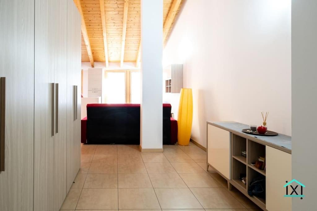 Travedona Loft By Lake Ixihome Exterior foto